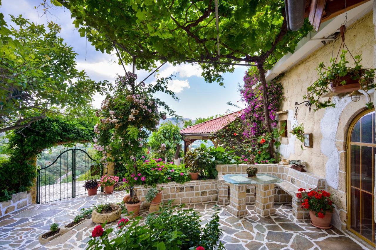 Villa Kapasa Mathés المظهر الخارجي الصورة